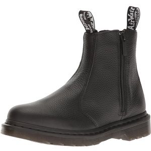 Dr. Martens 2976 Chelsea Boot
